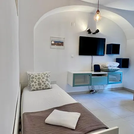 Lx Factory Alcantara * リスボン